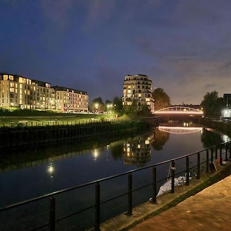 Riverside Apartment Bath Exterior foto