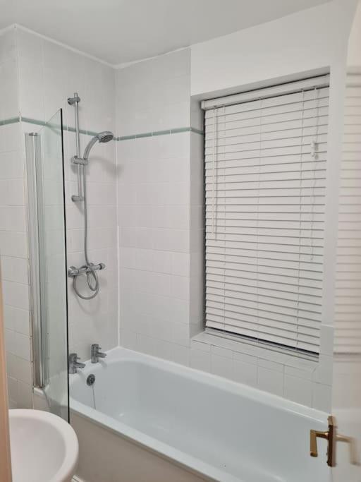 Riverside Apartment Bath Exterior foto